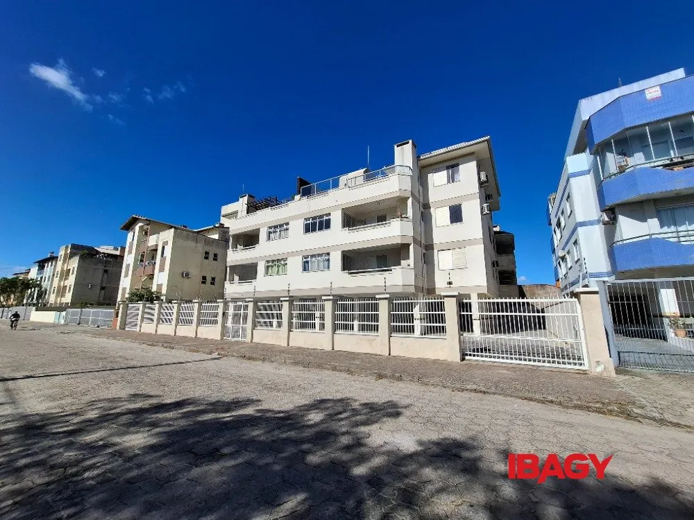 Apartment, 71 m², with a grill on the balcony — photo 19