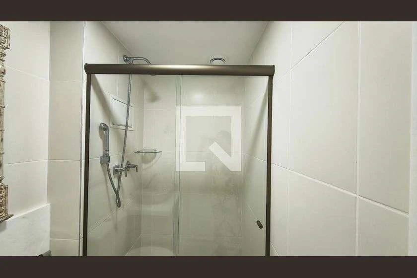 82 m² furnished apartment with 3 bedrooms and parking — photo 34