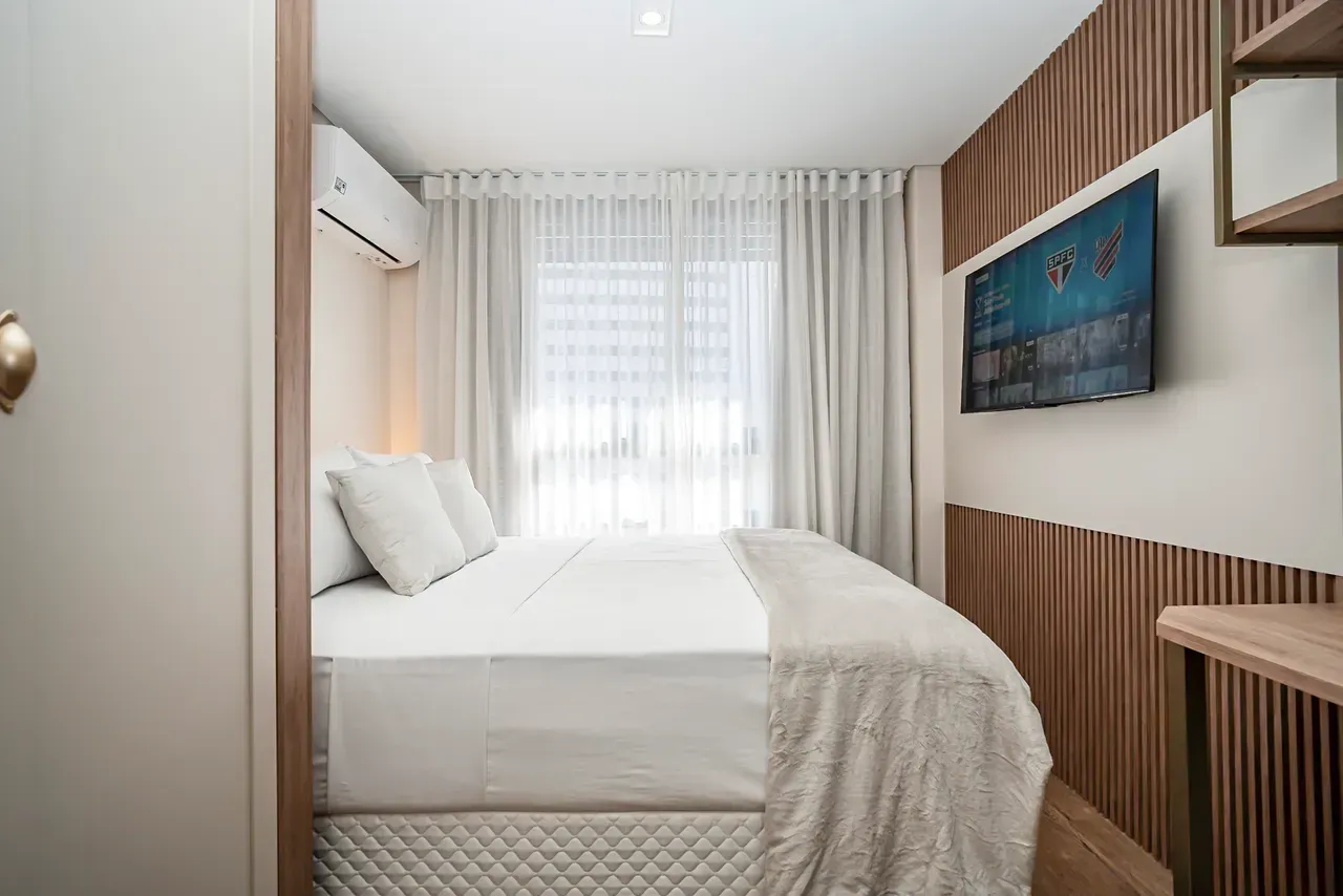 Furnished 1-bedroom apartment with 1 bathroom — photo 5