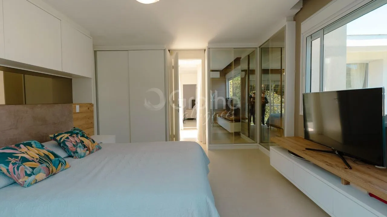 Меблированный дом: 5 спален с ванной и 730 м² — photo 19