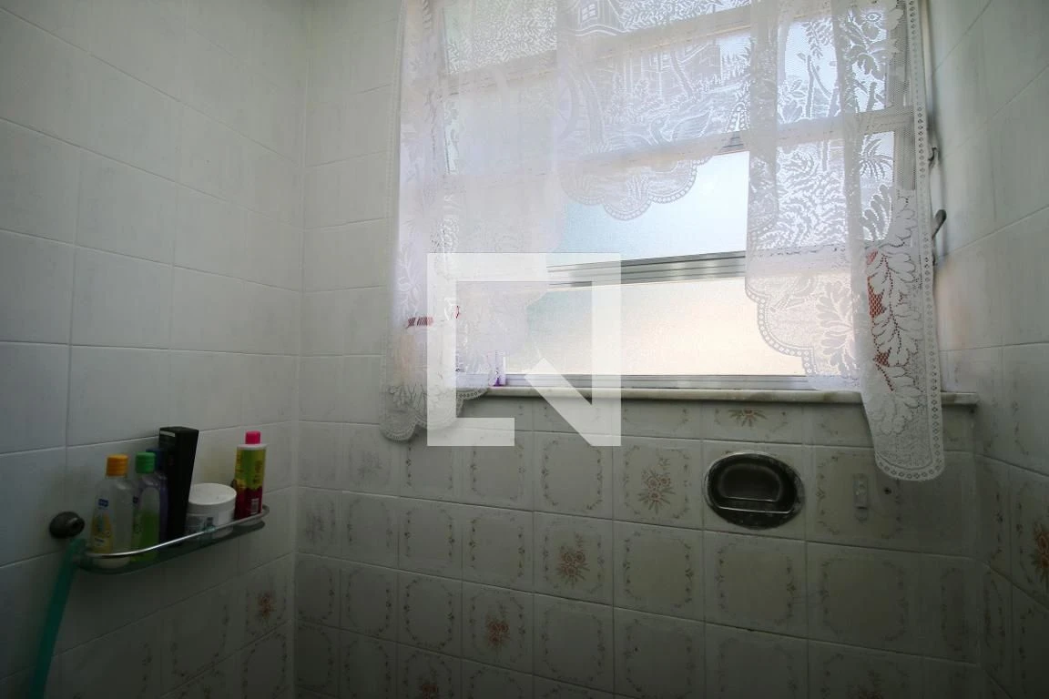 2-bedroom apartment with a home office — photo 29