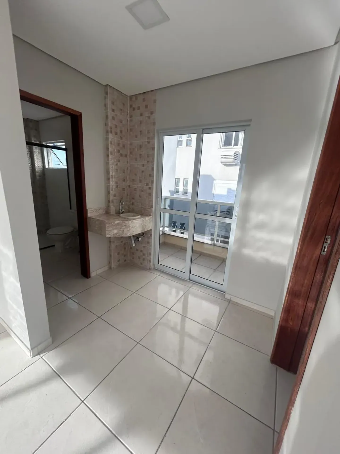 360 m² apartment with 3 bedrooms and 2 parking spots on 5th