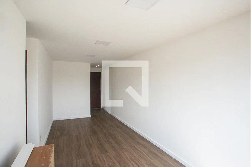 3-bedroom apartment in a building with a gym — photo 28