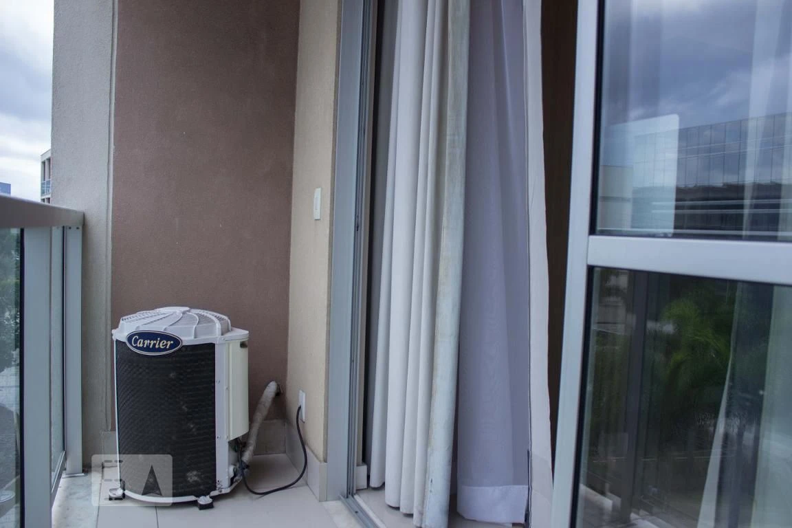 Furnished 2-bedroom apartment with a balcony — photo 32
