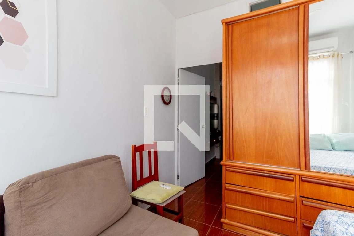 Furnished 1-bedroom apartment with 1 bathroom, no parking — photo 10