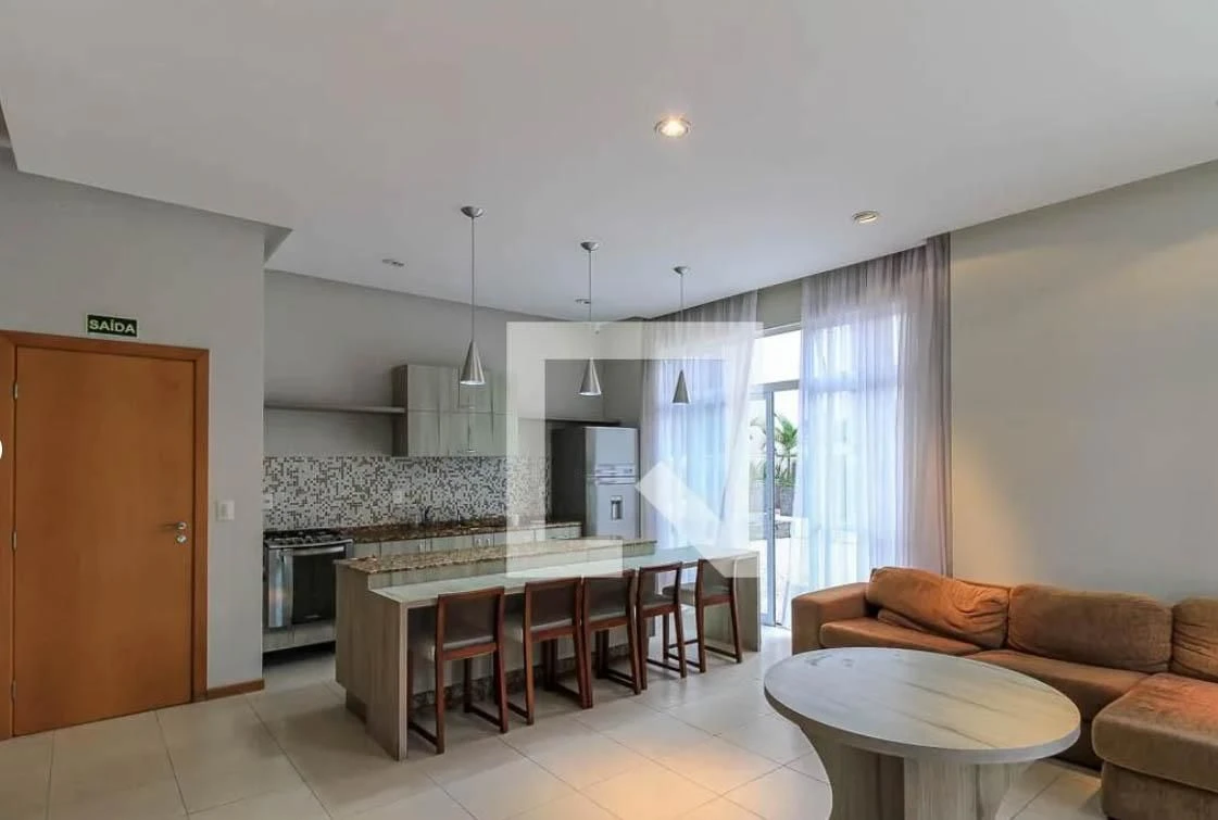 2-bedroom apartment in a building with an indoor pool — photo 25