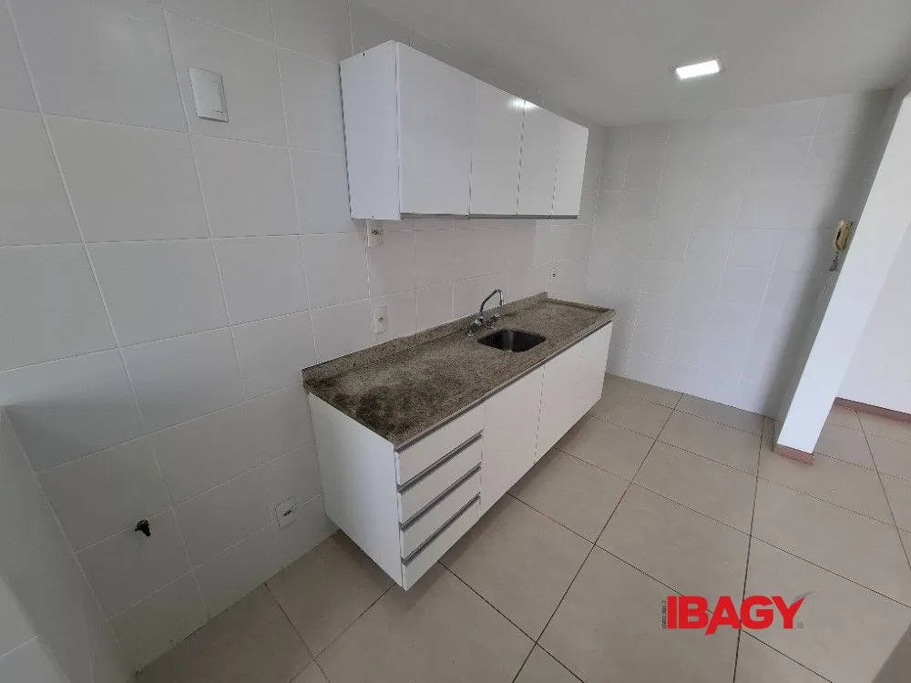 Apartment with 2 en-suite bedrooms, 243 m² and 1 space — photo 8