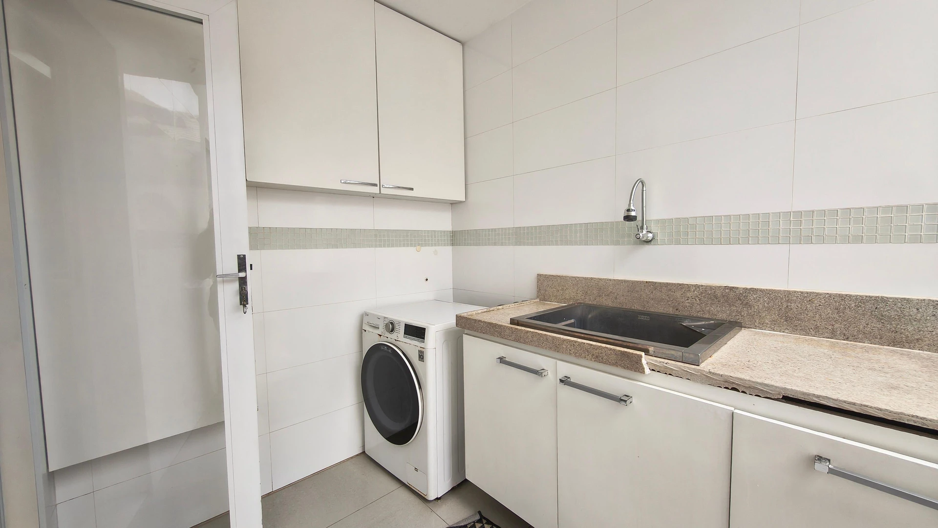 Casa mobiliada, 430 m², com banheira — photo 57
