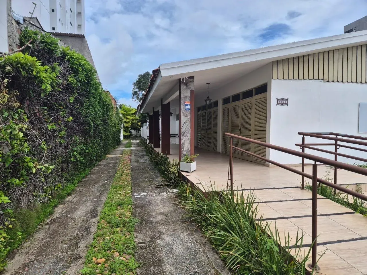 5-bedroom house, 450 m² — photo 3