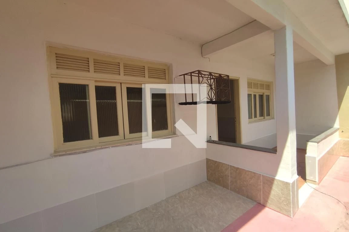 Сад та 1 спальня: будинок 45 м² — photo 23