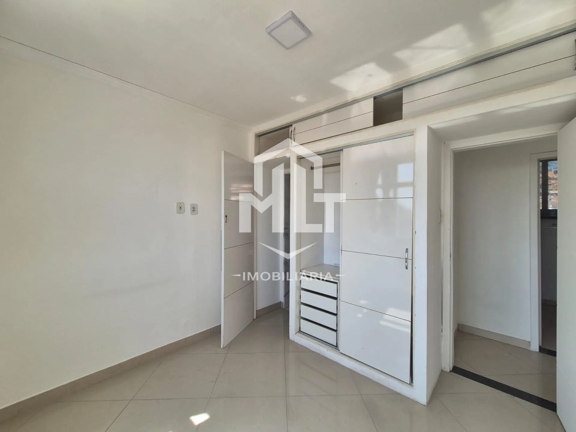2 quartos e varanda envidraçada: apartamento de 75 m² — photo 7