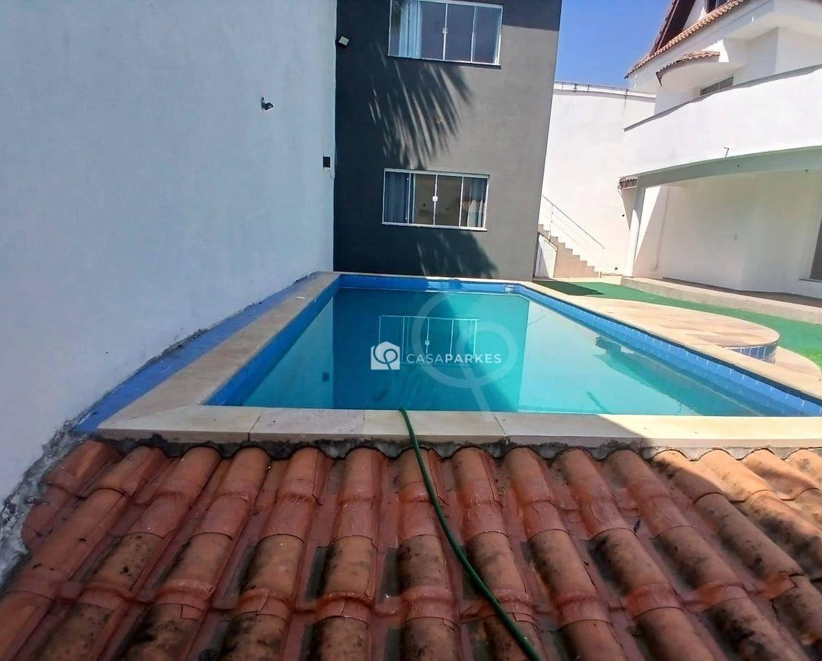 Casa com 6 quartos e cozinha aberta a gás, 450 m² — photo 43