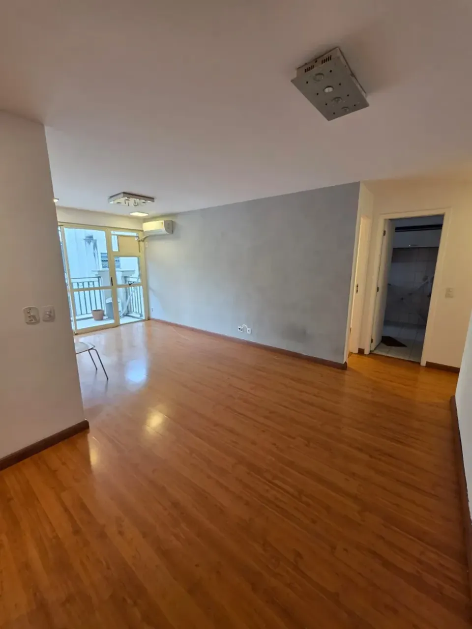 Rental apartment with 2 bedrooms, 2 bathrooms and 97 m² — photo 8