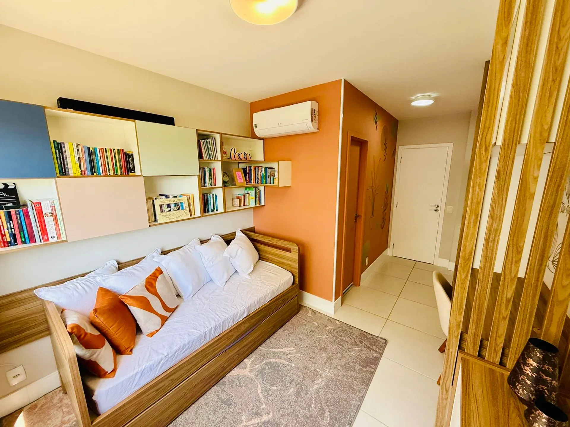 4 en-suite apartment with 227 m² and a balcony — photo 22