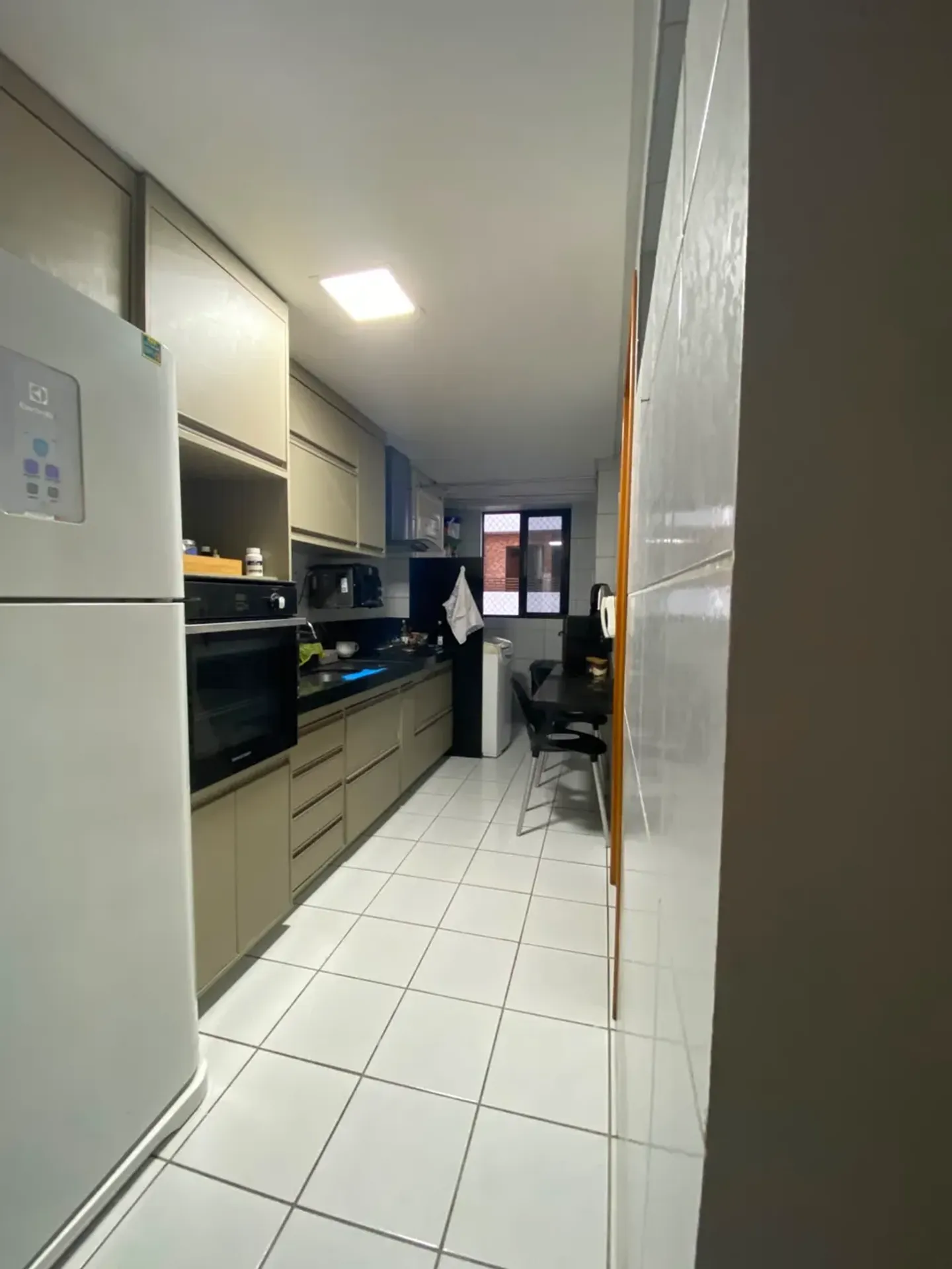 Apartamento amueblado de 94 m² con 3 dormitorios y suite — photo 2