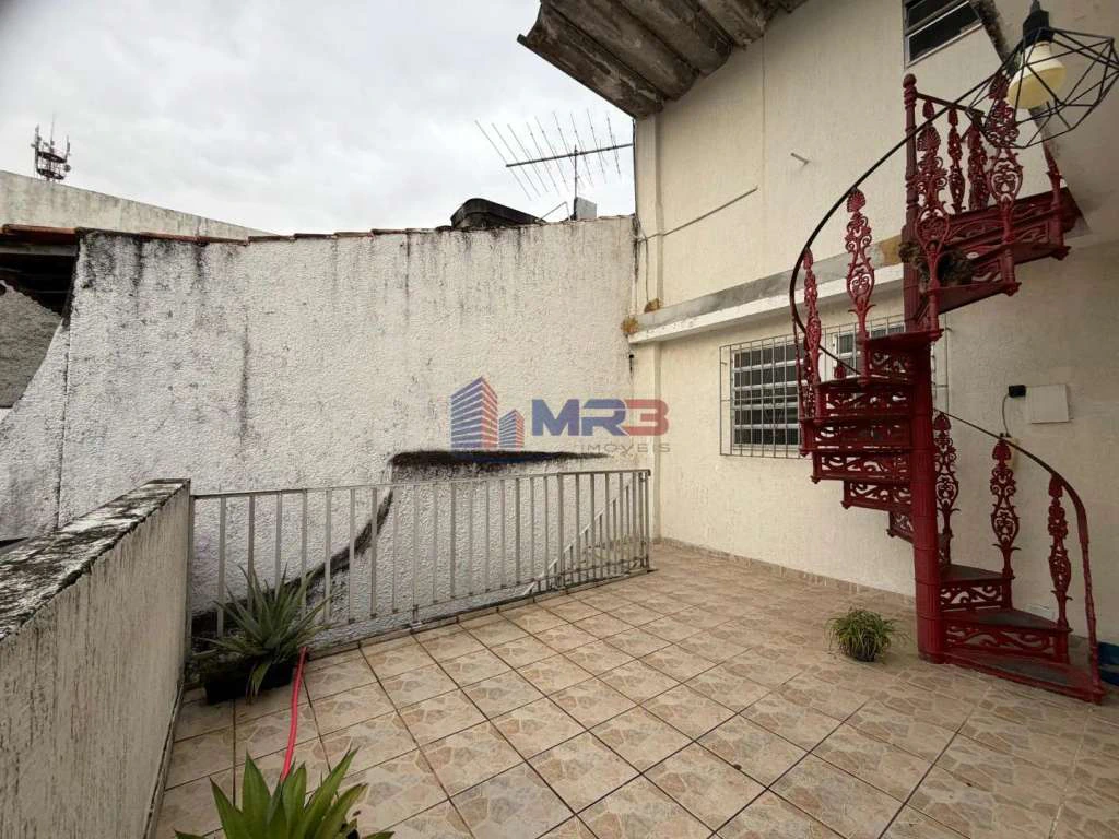 Rental house with 5 bedrooms and 600 m² — photo 5