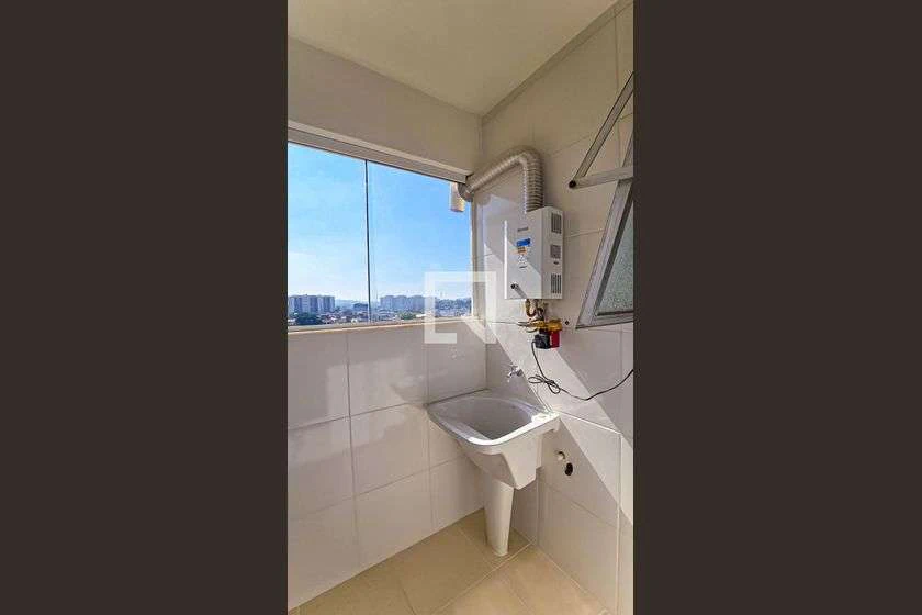 Apartamento com 2 quartos, 2 banheiros e 65 m² — photo 29