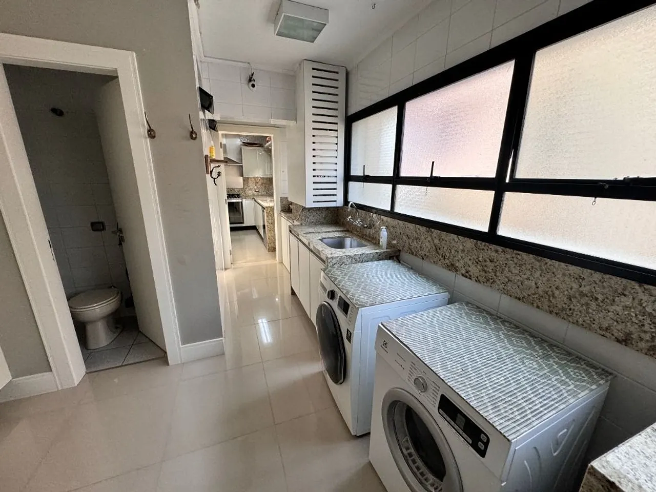 Квартира з 4 спальнями, 194 м² і 5 ванних — photo 3