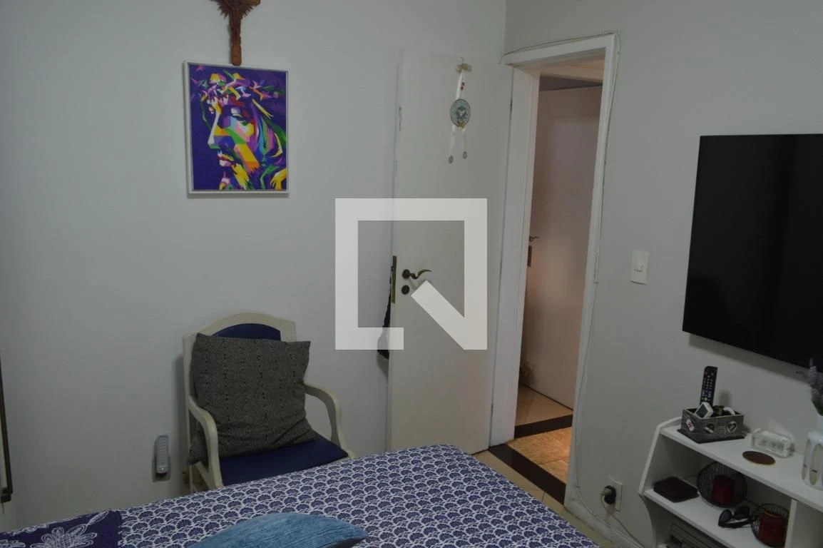 3-bedroom apartment with a bathtub — photo 32