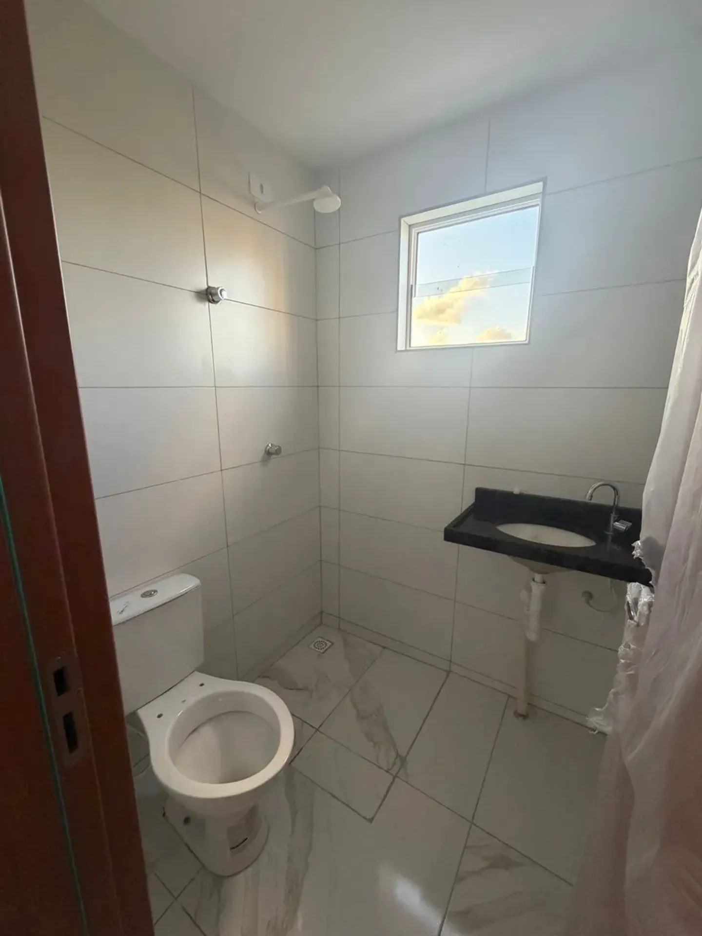 Квартира с 2 спальнями, балконом и местом в гараже — photo 6