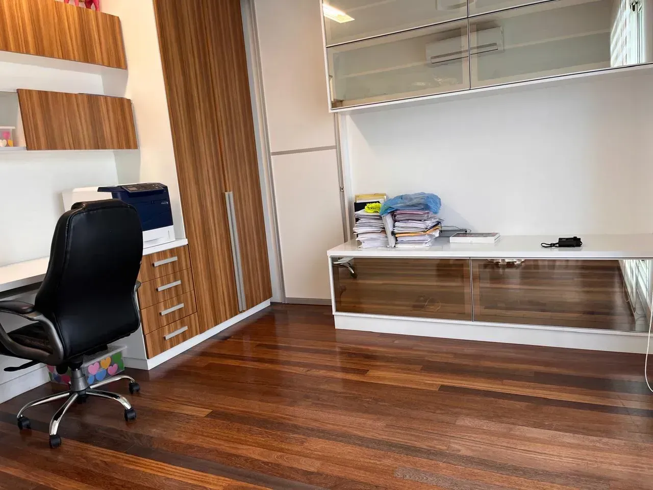 Furnished apartment with 4 bedrooms and 3 bathrooms — photo 7