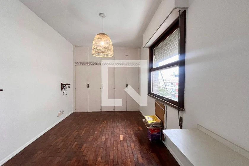 Apartment, 240 m², with floor-to-ceiling windows — photo 3