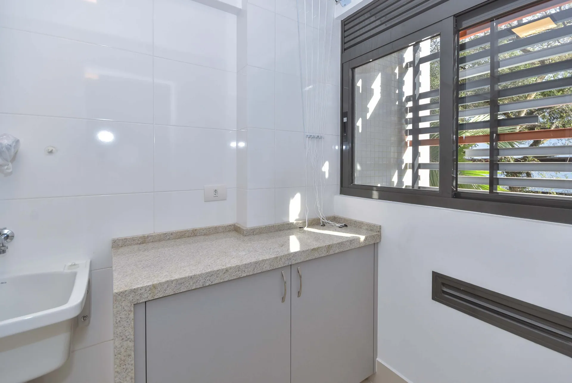 3-bedroom apartment with 182 m² and 2 parking spaces — photo 17