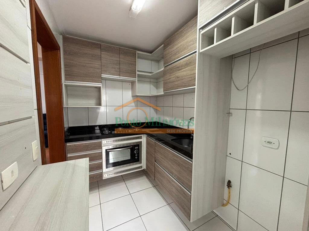 Apartamento com 2 quartos e cozinha separada de 65 m² — photo 17