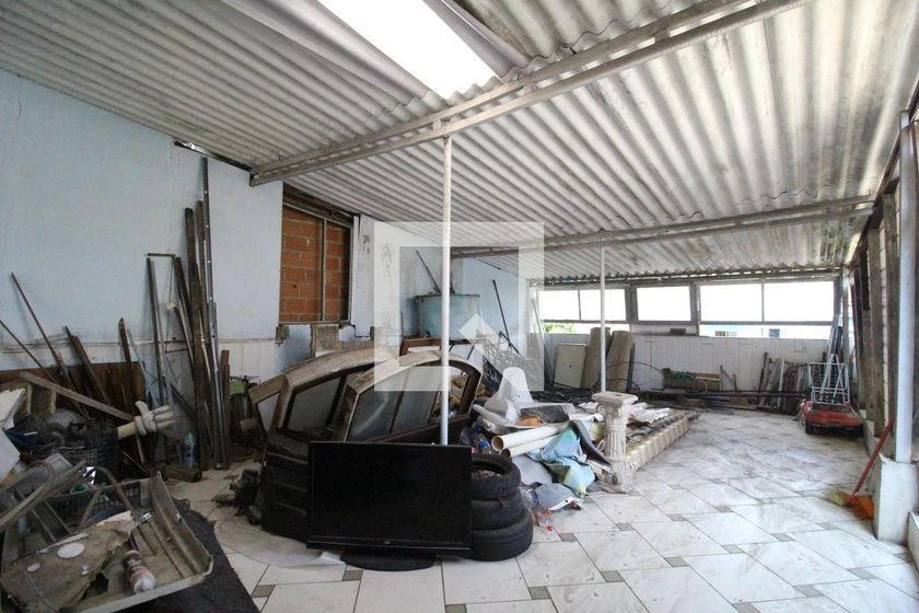 Furnished house, 200 m², with a glass-enclosed balcony — photo 17