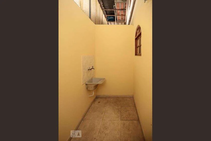 Unfurnished studio rental with 1 bedroom and 35 m² — photo 5