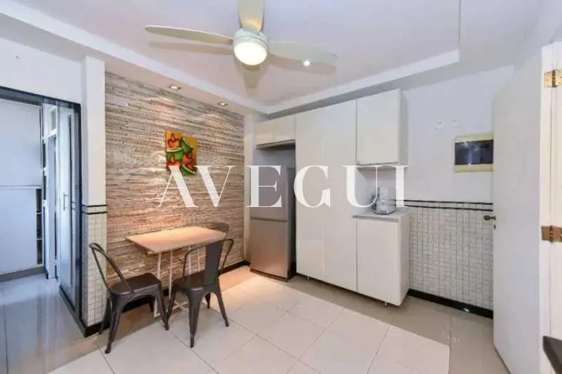 Renovated apartment with balcony, 120 m² and 2 bedrooms — photo 24