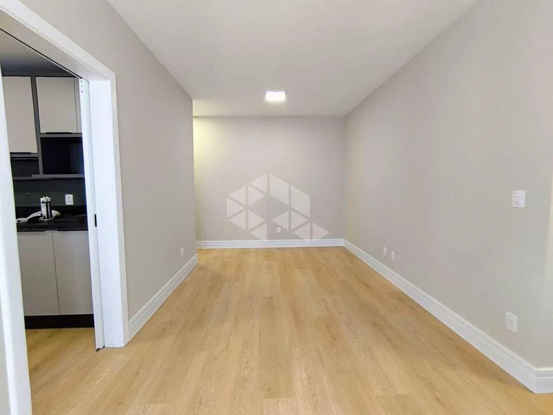 2-bedroom apartment with a water view — photo 26