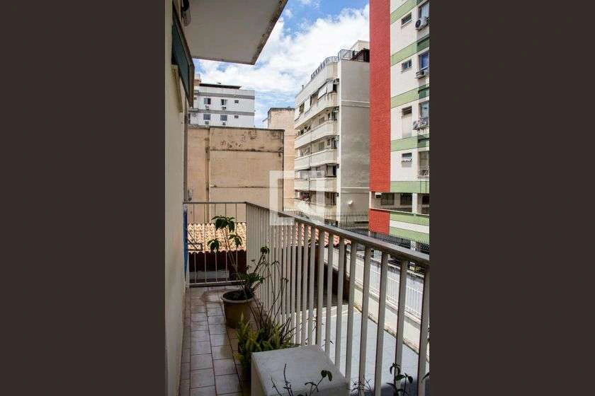 90 m² apartment with 2 bedrooms and a closed gas kitchen — photo 3