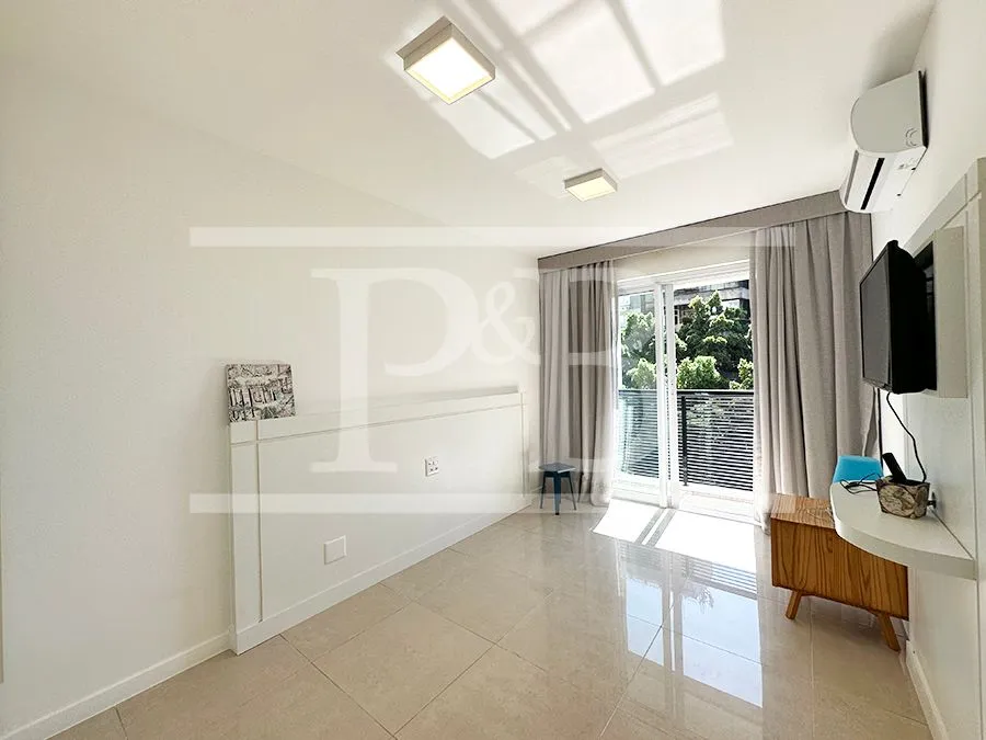 Furnished 2-bedroom apartment with 90 m² and parking — photo 34