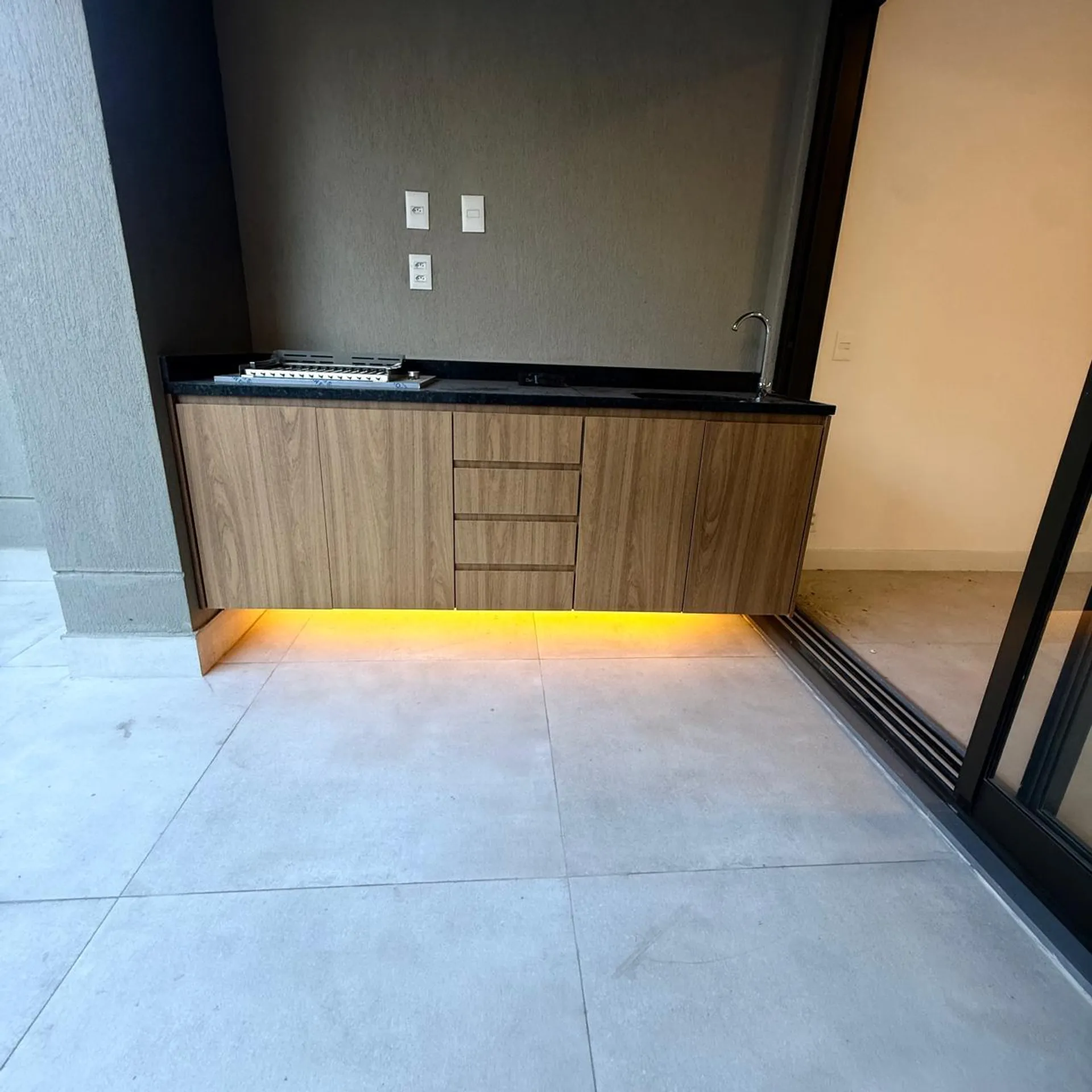 2-bedroom apartment, 1 with its own bathroom, 143 m² — photo 14