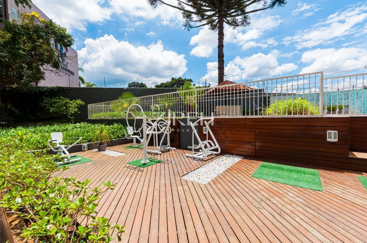 3-bedroom apartment with a private BBQ area — photo 12