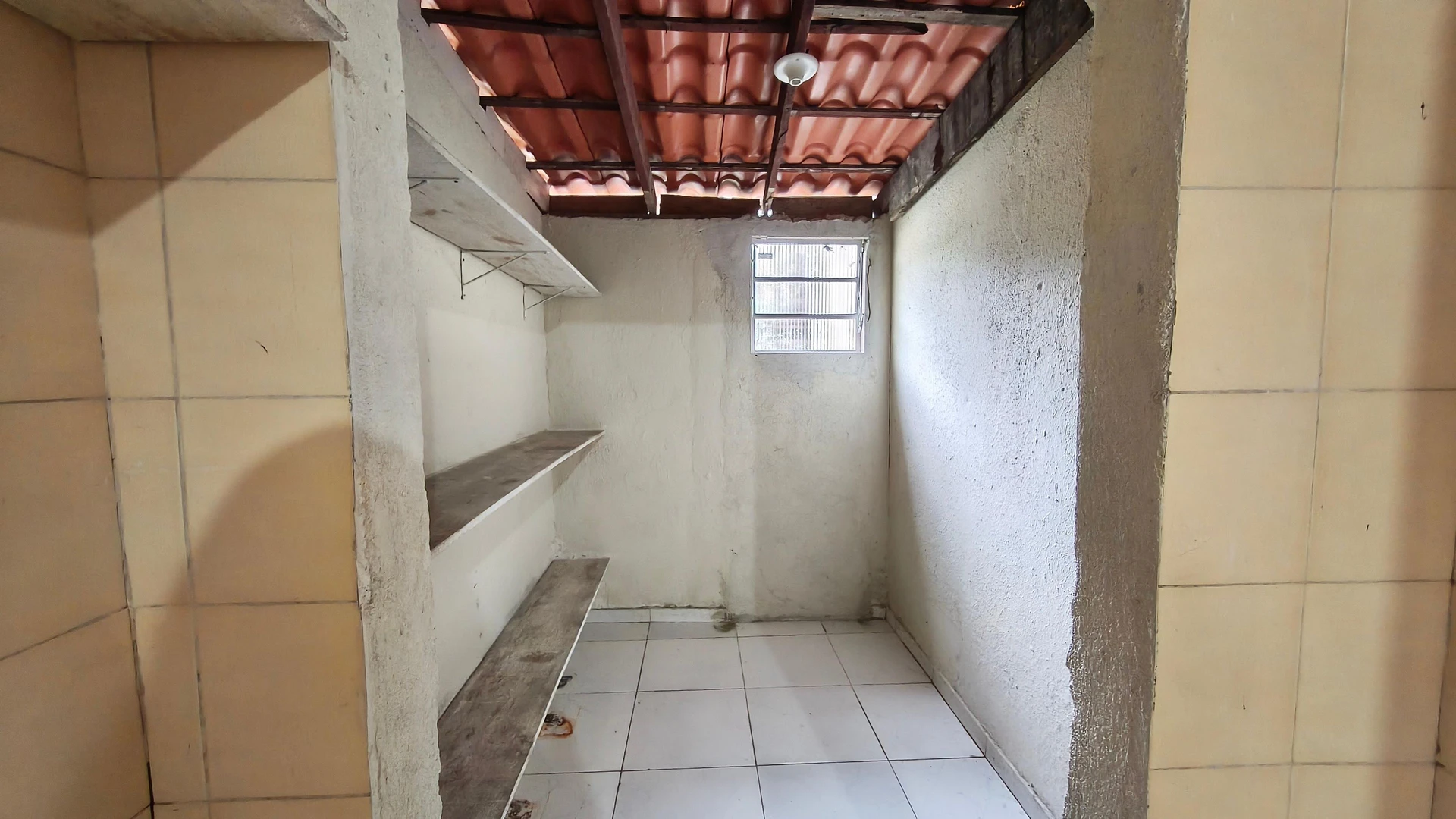 House, 250 m², with a bathtub — photo 17