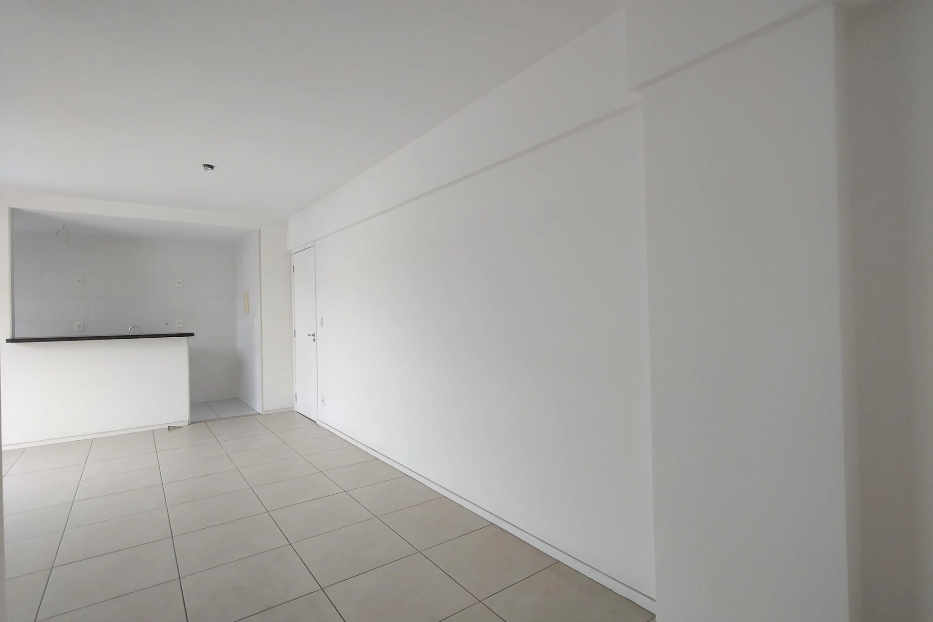 Apartamento de 2 quartos com piscina no condomínio — photo 15