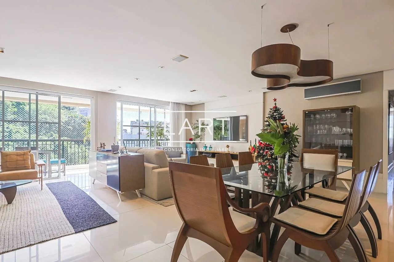 Furnished 4-bedroom apartment with open-plan kitchen — photo 11