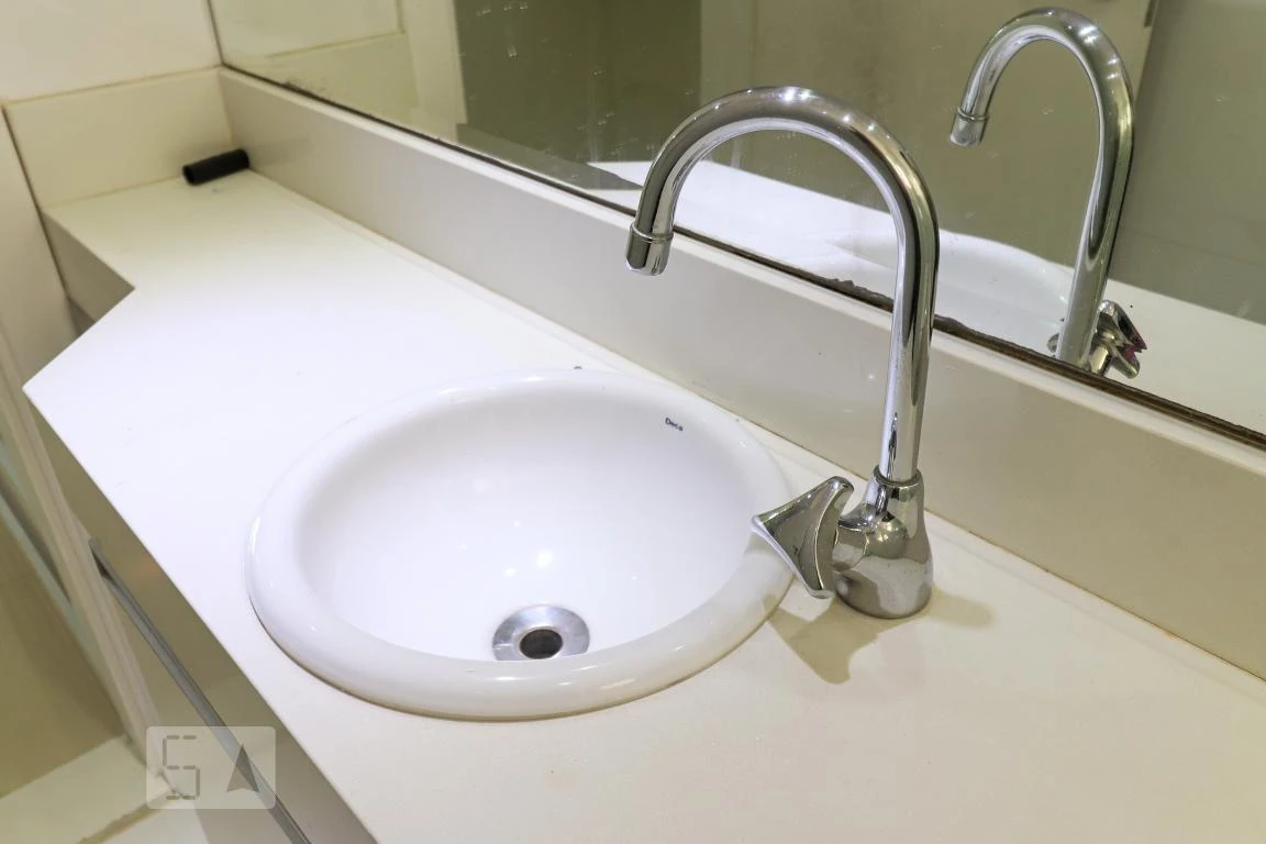 Rental apartment with 3 bedrooms and 1 en-suite bath — photo 26