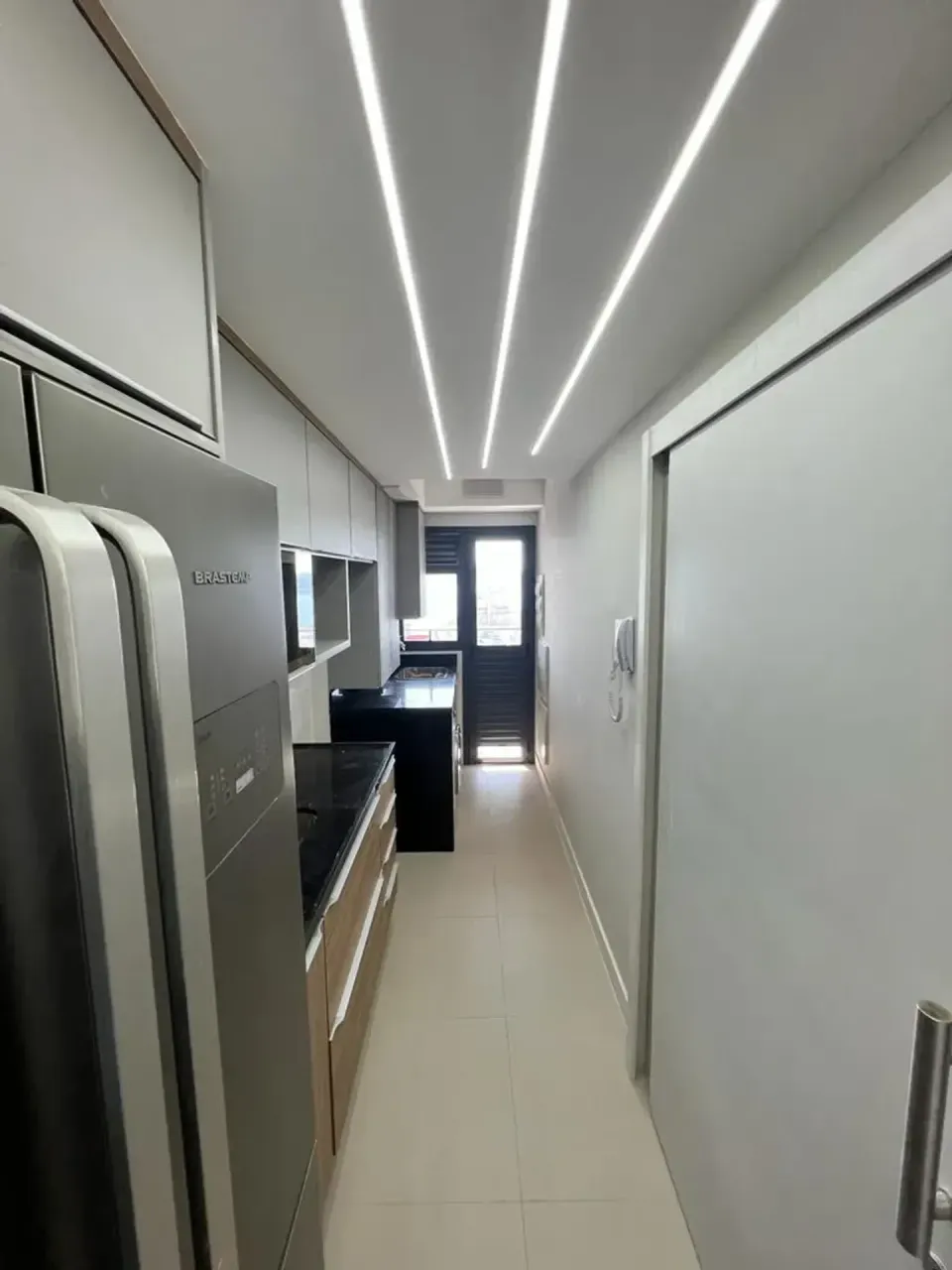 Furnished apartment, 75 m², with a water view — photo 8