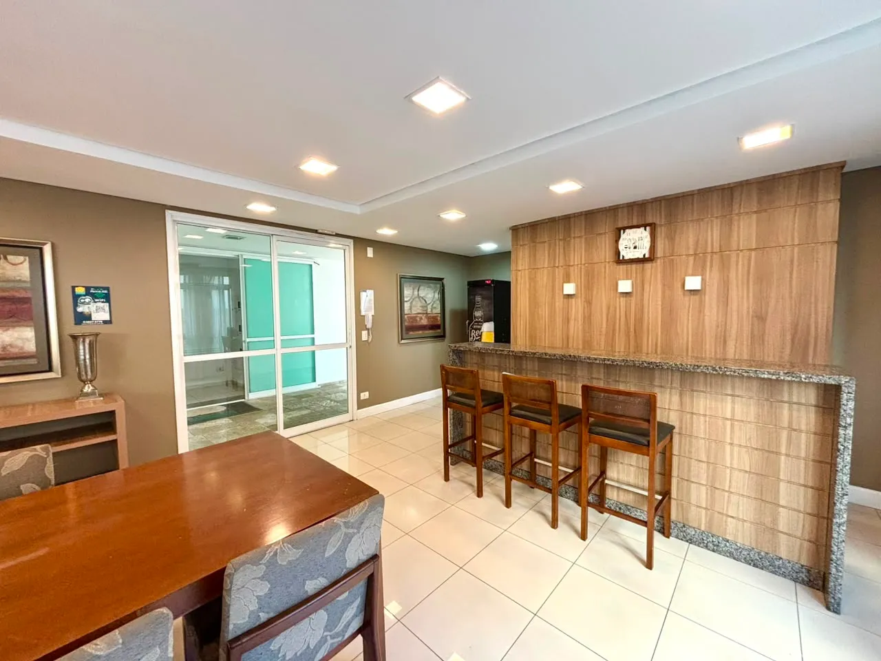 75 m² apartment with 2 bedrooms and a balcony — photo 38
