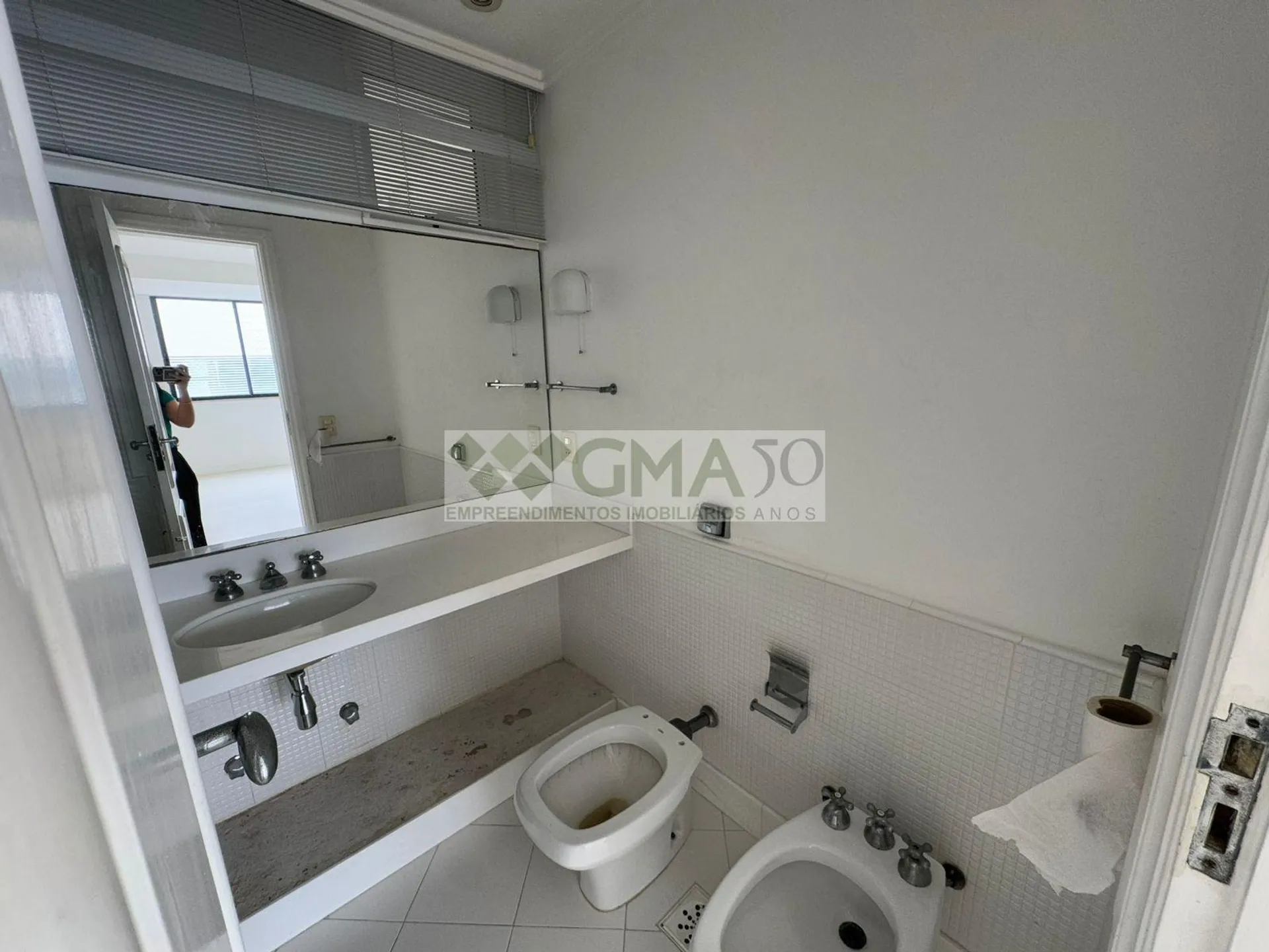 Apartamento com 4 quartos e 4 banheiros, com varanda — photo 20