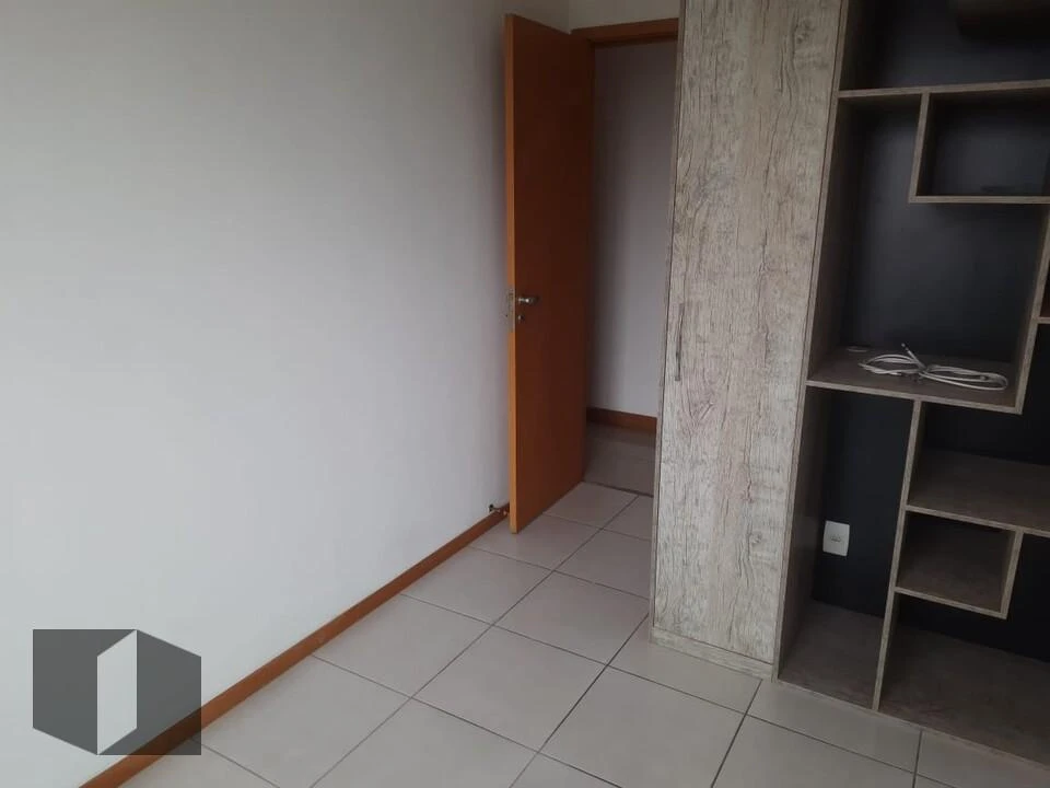 3-bedroom apartment with balcony and city views — photo 21