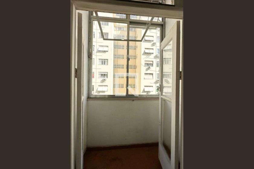 Furnished 4-bedroom apartment with 10 parking spaces — photo 17