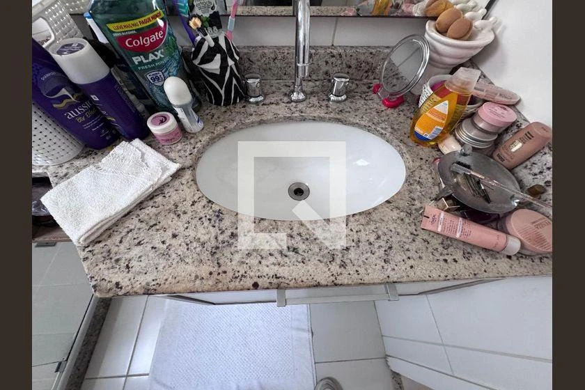 Furnished 360 m² apartment with 3 en-suite bedrooms — photo 42