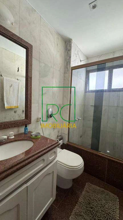Furnished 4-bedroom apartment with 250 m² — photo 17