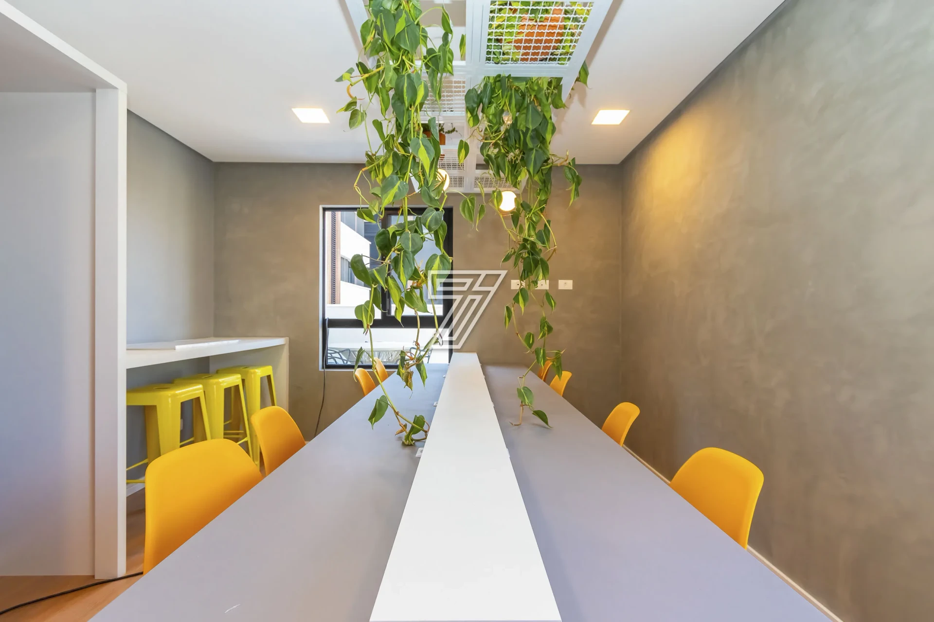43 m² duplex loft with an open-plan kitchen — photo 32