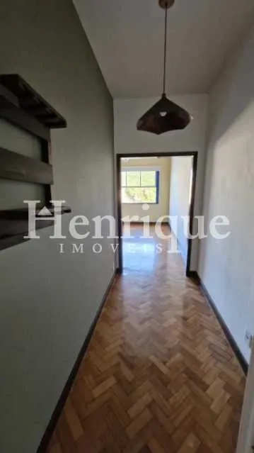95 m² apartment with a bathtub and a walk-in closet — photo 14