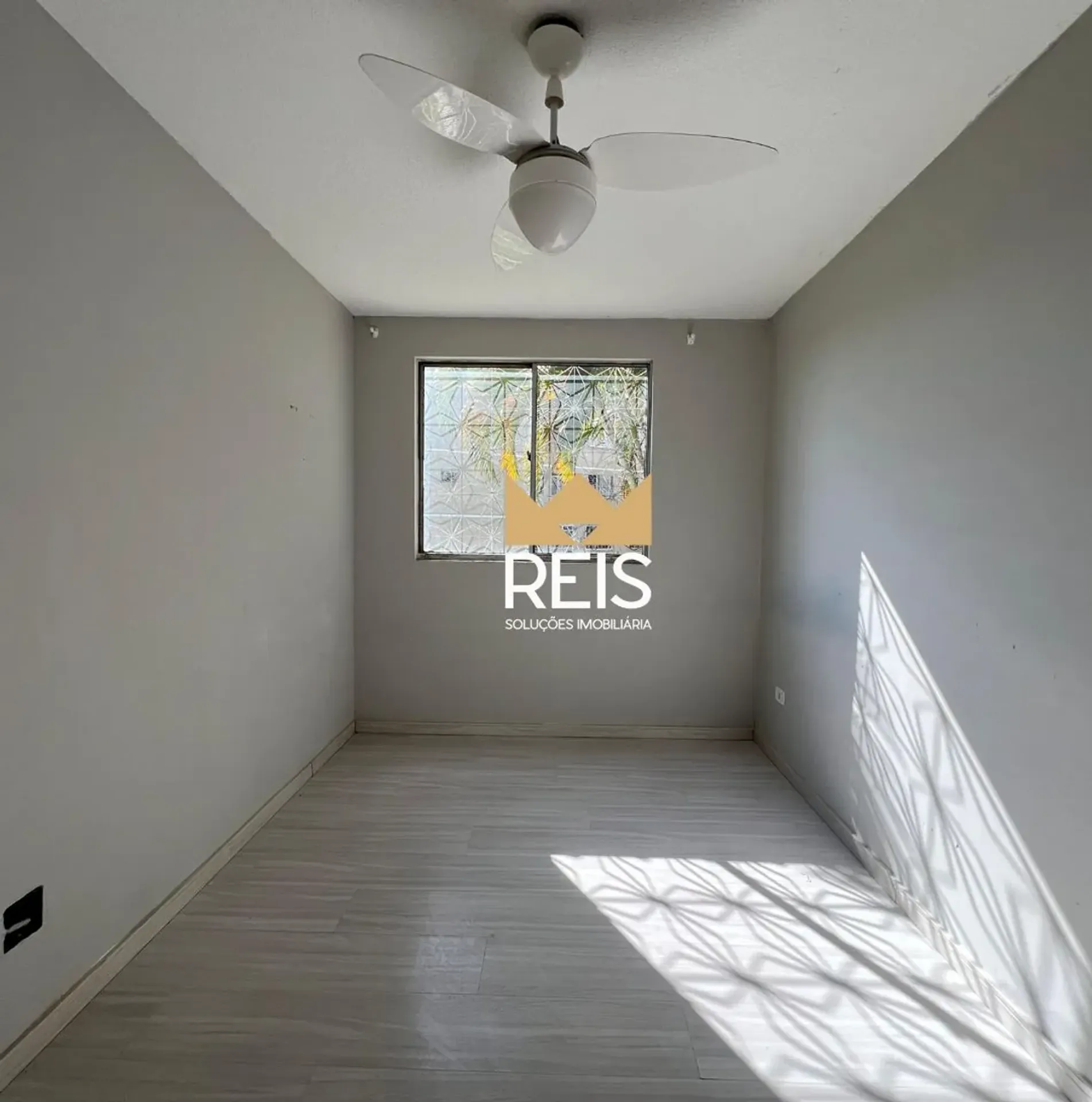 Washing machine in a 2-bedroom apartment, 48 m²